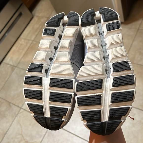 ON CLOUD 5 WATERPROOF - Picture 7 of 11